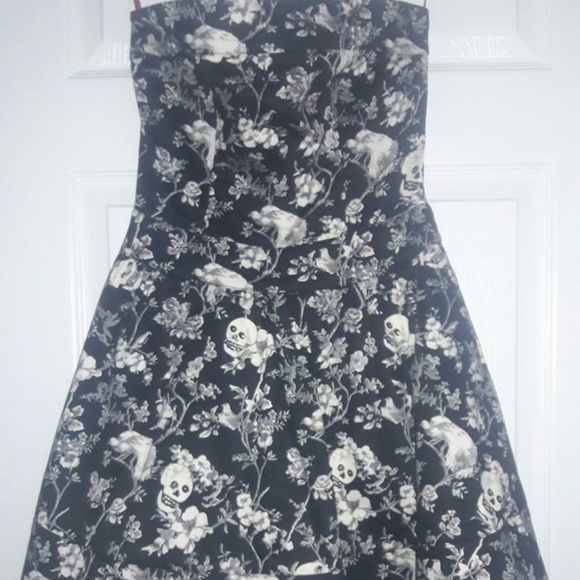 Y2K Betsey Johnson Strapless Fit and Flare Dress - Picture 3 of 6